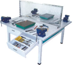 HY-901B型 鉗工實(shí)訓(xùn)成套設(shè)備（鉗工實(shí)訓(xùn)桌、雙面四工位）